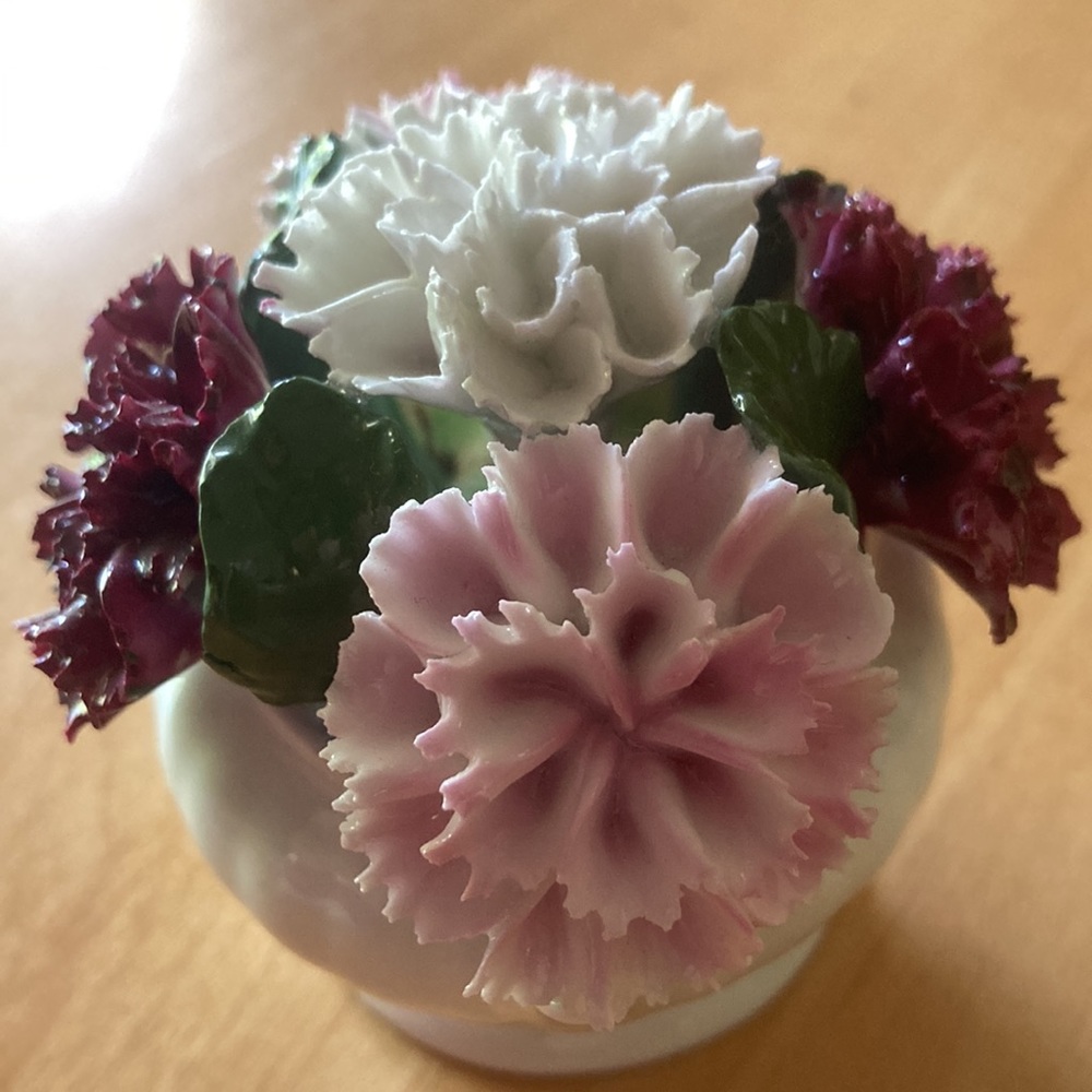 Vintage,Ainsley Fine Bone China, Floral Bouquet - Picture 3 of 4